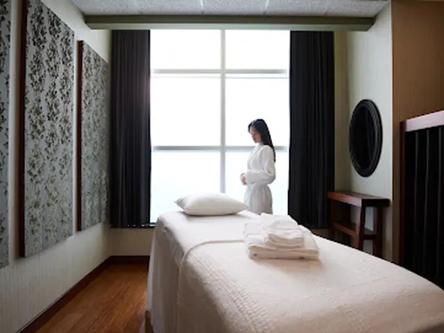 Inside LifeSpa