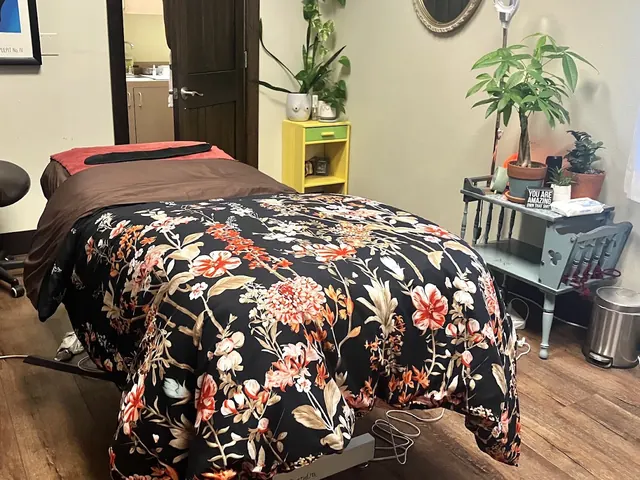 Petal & Pine Aesthetics, Lafayette